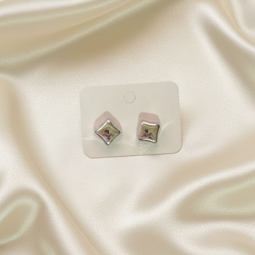 Hijab Magnet - Square Shaped ( Silver)