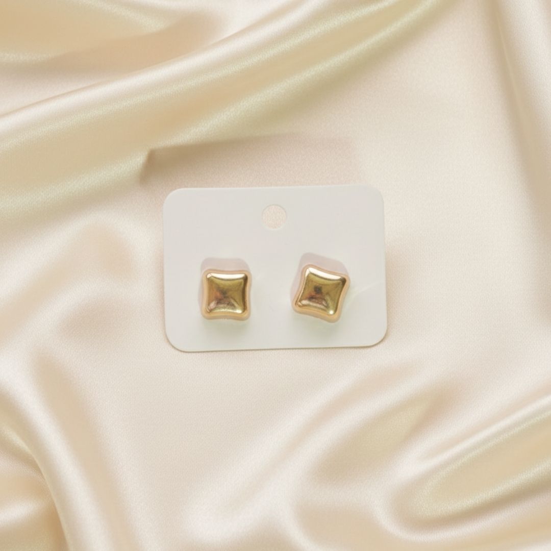 Hijab Magnet - Square Shaped ( Golden )