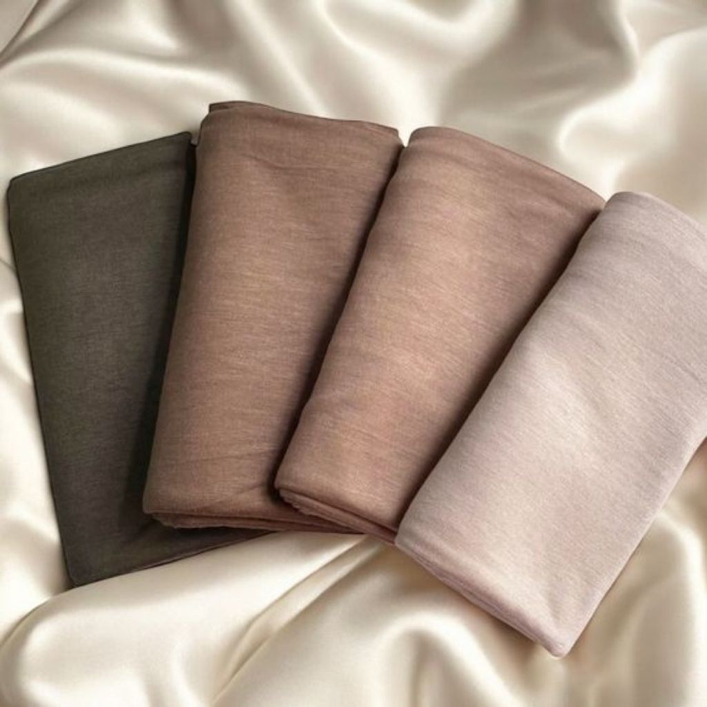 Modal Hijab Set of 4